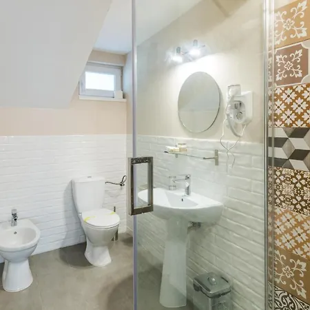 Konukevi Drachenhaus Urban Braşov